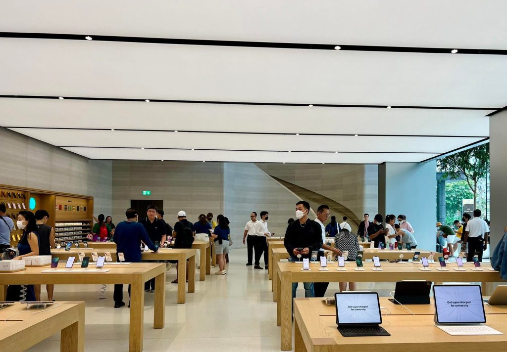 Mua Gi Re Tai Apple Store Shiga Tai Nhat